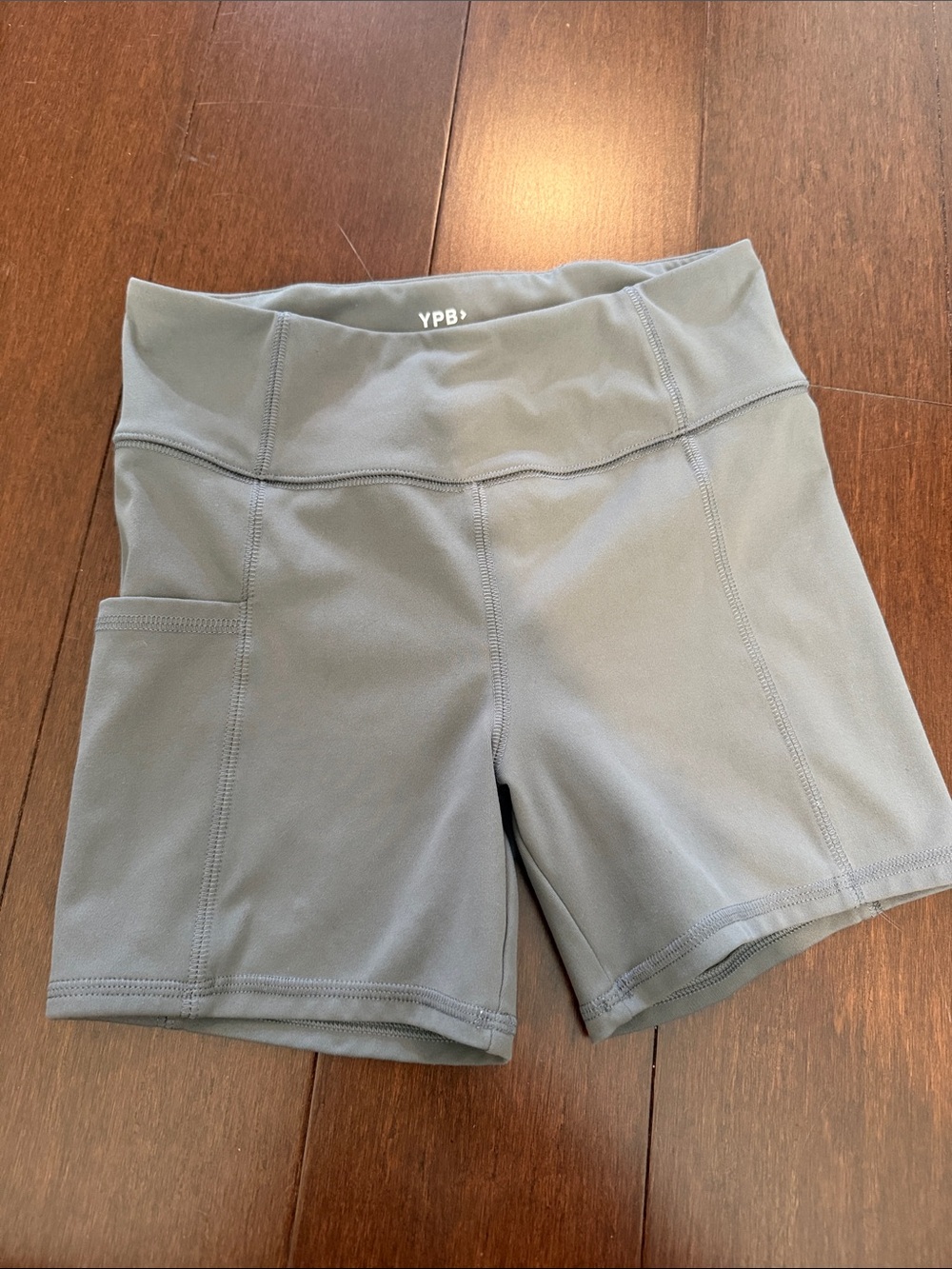 abercrombie kids Athletic High-Rise Shorts in Gray
